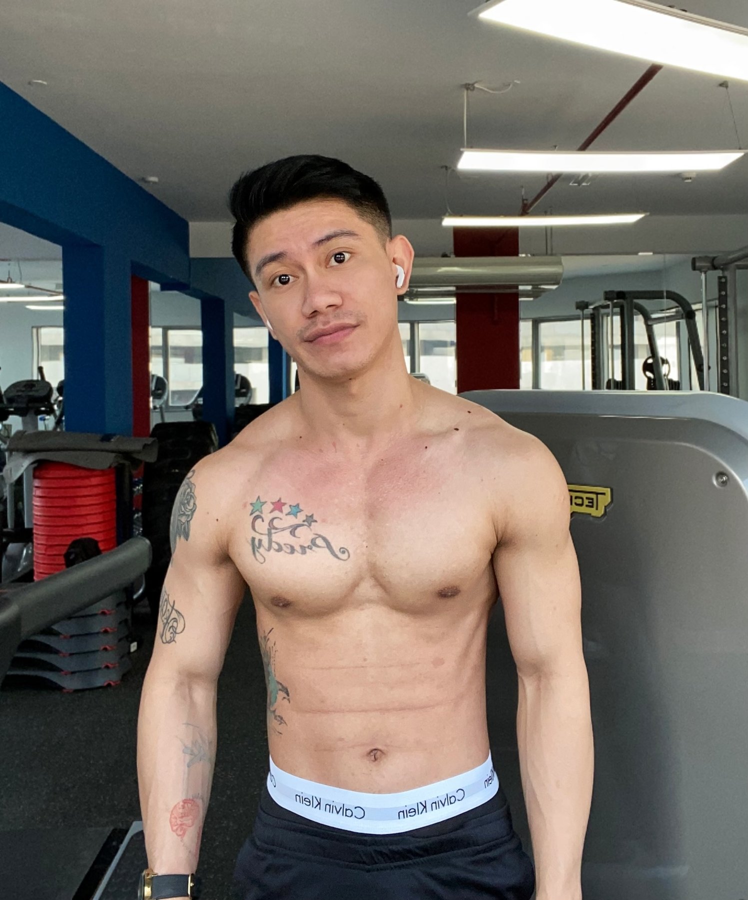 Indonesia Boy, Indonesian Male escort in Dubai