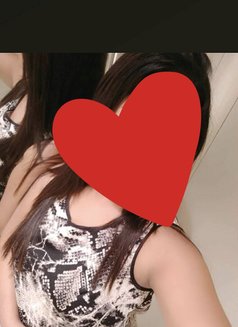 Pune Call Girl - puta in Pune Photo 5 of 6