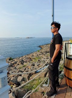 Indra - Male escort in Jakarta Photo 1 of 7