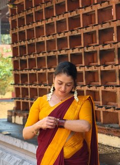 Indrani - escort in Kochi Photo 1 of 4