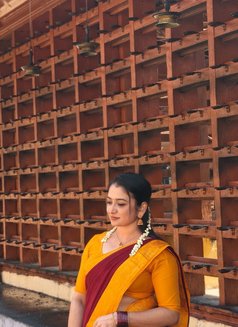 Indrani - escort in Kochi Photo 4 of 4