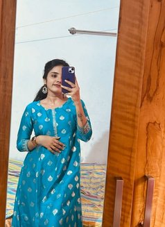 Indrani - escort in Thiruvananthapuram Photo 2 of 4