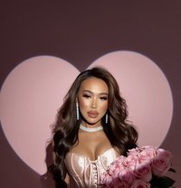 Inessa - Transsexual escort in Jeddah