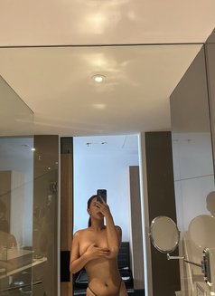 Ing Day big cock shinjuku 🇹🇭🇯🇵 - Acompañantes transexual in Tokyo Photo 15 of 19