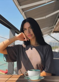 Inga - escort in Hong Kong Photo 4 of 9
