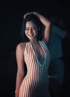 Ingfah πΉπ - escort in Phuket Photo 5 of 10