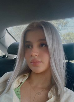 Innesa - puta in Phuket Photo 20 of 21