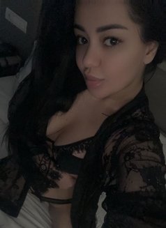 Innessa - escort agency in New Delhi Photo 2 of 4