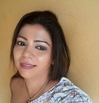 Inoma Udayangani - escort in Colombo