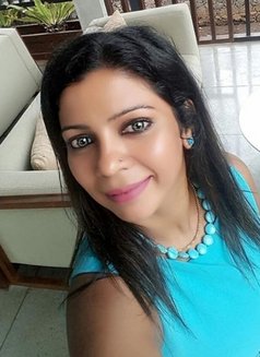 Inoma Udayangani - escort in Colombo Photo 5 of 7