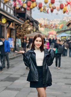 Inpin - escort in Taipei Photo 9 of 17