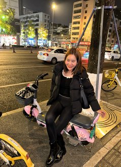 Inpin - escort in Taipei Photo 14 of 17