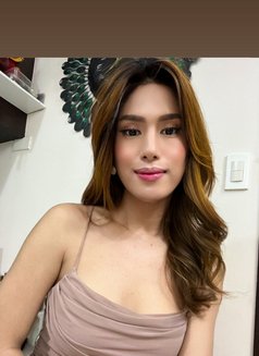 YOU DESERVE A QUALITY SERVICE - Transsexual escort in Manila Photo 5 of 30