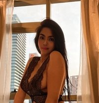 Intimate Hot Girl 🥰 real meet - puta in Dubai Photo 5 of 6