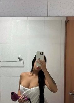 Ioana - escort in Dubai Photo 4 of 6