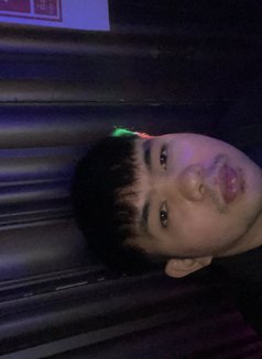 Ion (BFE/camshow/content creator - Male escort in Kuala Lumpur Photo 9 of 10