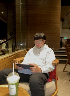 Ion (BFE/camshow/content creator - Male escort in Manila Photo 3 of 10