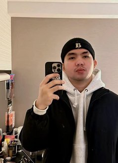 Ion (BFE/camshow/content creator - Male escort in Manila Photo 8 of 10