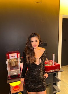 İpek 🇬🇷 - puta in Riyadh Photo 7 of 10