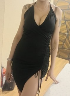 iPhone - escort in Noida Photo 3 of 6