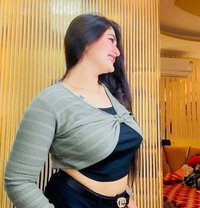 Ira - puta in Pune