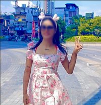 Irana Colombo in call and out call - puta in Colombo