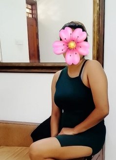 Irana Meetup 10am to 6pm - escort in Colombo Photo 7 of 11