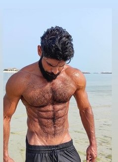 Irani men handsome - Transsexual escort in Dubai Photo 3 of 3