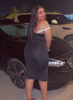 Iraqi Queen 30bd Shot Offer Today - puta in Al Manama Photo 1 of 5