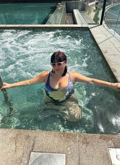 Irem - escort in Kuwait Photo 2 of 4