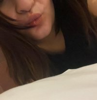 Irem - escort in Kuwait Photo 4 of 5