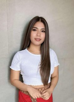 Irene - masseuse in Dubai Photo 1 of 3