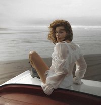 Irina - escort in Manila