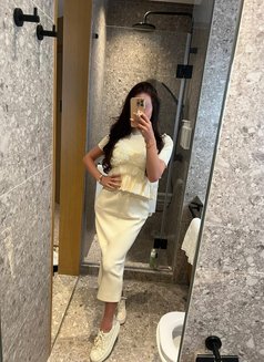 Irina Slovak - puta in Hong Kong Photo 15 of 18