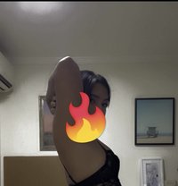 Iris - Transsexual escort in Dubai