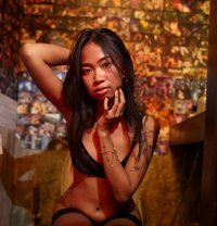 Iris Petit - escort in Bali