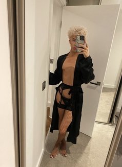 🇬🇧🇮🇪Irish / British Feminine - Transsexual escort in Dubai Photo 11 of 16