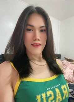 Irishsofcknghot - Acompañantes transexual in Manila Photo 21 of 25