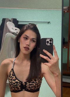 Irishsofcvknghot - Acompañantes transexual in Makati City Photo 5 of 10