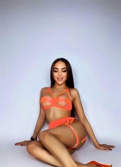 Irma first time in Bahrain! - Transsexual escort in Al Manama Photo 6 of 13