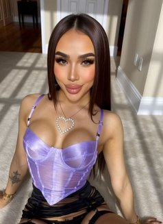 Irma first time in Bahrain! - Transsexual escort in Al Manama Photo 9 of 13