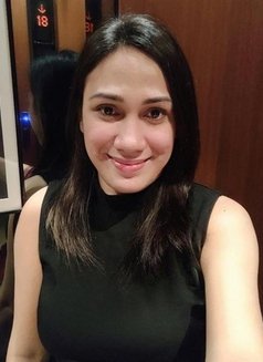 Irma Valencia - Transsexual escort in Manila Photo 7 of 10