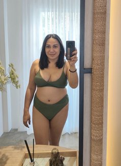 Irma Valencia - Transsexual escort in Manila Photo 11 of 14