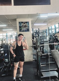 Ironmerc1226 - Male escort in Manila Photo 14 of 14