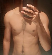Irvin xXx full massage - masseur in Abu Dhabi
