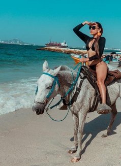 Isa, Latina Colombia! - escort in Hong Kong Photo 16 of 22