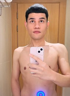 Thanon 🇹🇭 Happy - Male escort in Riyadh Photo 11 of 12