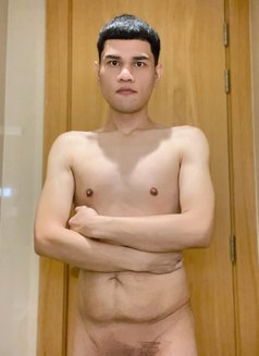 Isa Relax and Happy - Male escort in Jeddah Photo 8 of 12