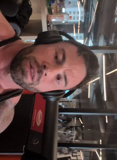 Isaac - Male escort in Bangkok Photo 2 of 4