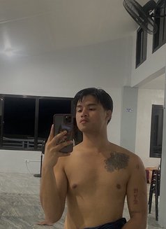 Isaac 🇵🇭🇪🇸 - Acompañantes masculino in Makati City Photo 4 of 9